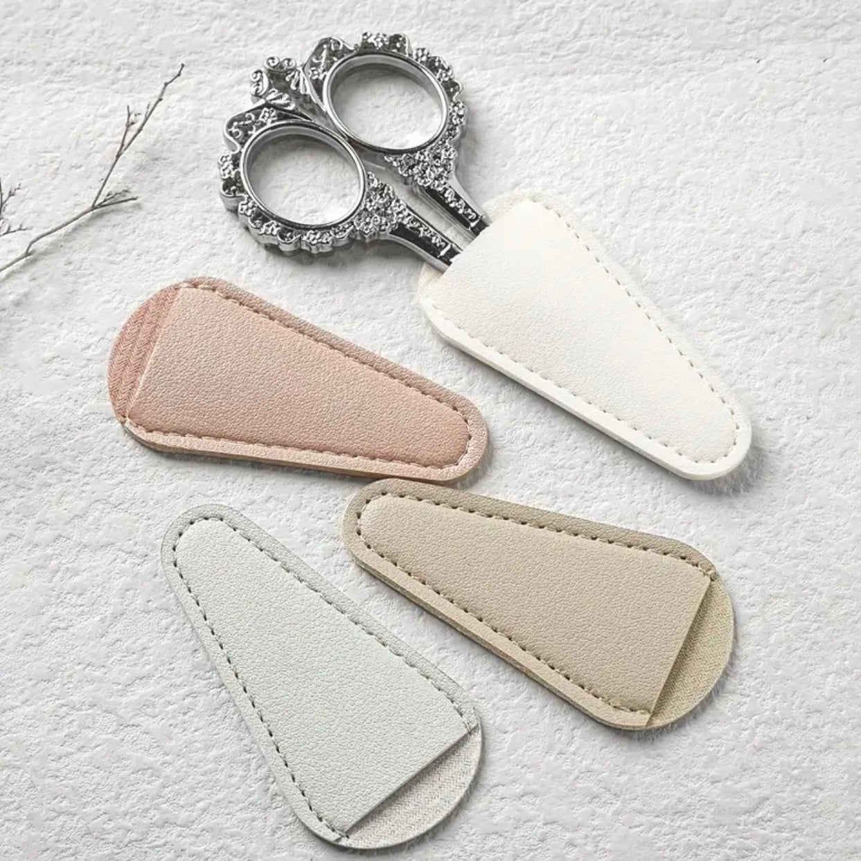 Hoesje voor borduurschaar